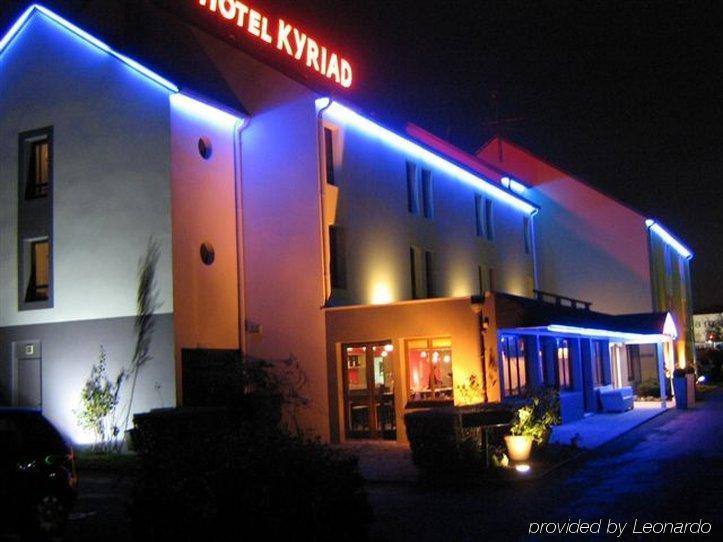 Kyriad Tours Sud - Chambray Les Tours Exterior foto