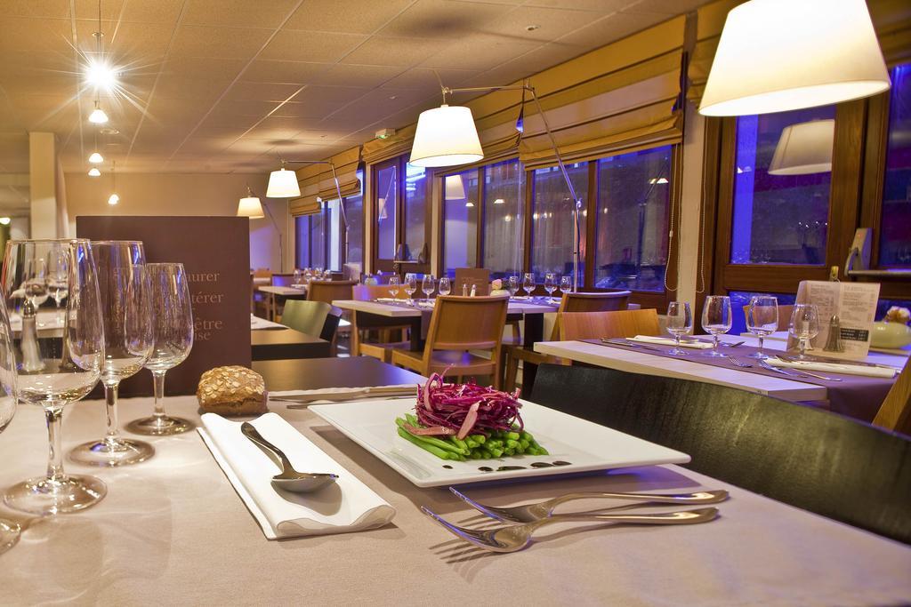 Kyriad Tours Sud - Chambray Les Tours Restaurante foto