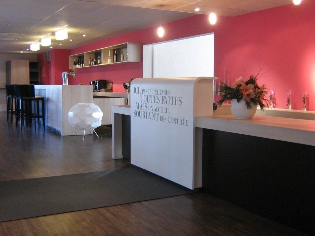 Kyriad Tours Sud - Chambray Les Tours Interior foto